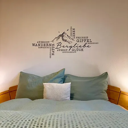 Inser Hoamat'l Apartament *